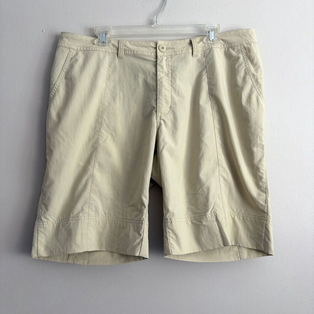 Patagonia Womens Inter Continental Khaki Hiking Shorts Size 14 Pockets Outdoor